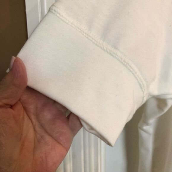 SEW IN LOVE - 🎉HP🎉 NWOT - L Sz Small Banded Hem White Tee. OVERSIZED - Picture 8 of 10